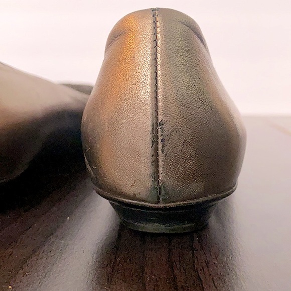 Salvatore Ferragamo Metallic Bow Tie Flat Size 6 - Picture 7 of 12